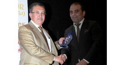 Esnaftan Başkan Çetin'e Plaket